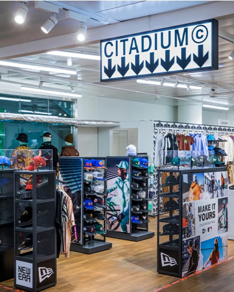 Citadium, the apparel floor and its display tables