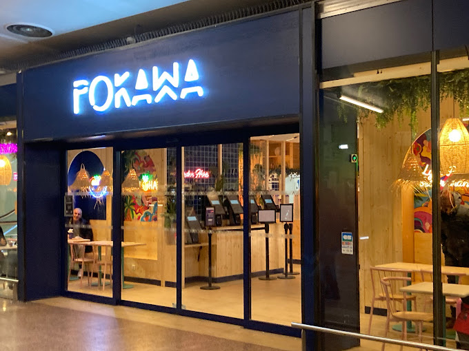 Pokawa, the storefront on the mall concourse